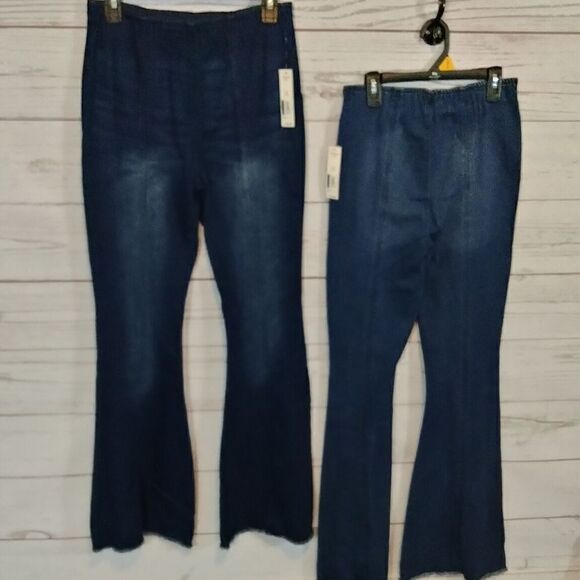 NWT: No Boundaries woman's stretch jeans - Picture 1 of 11